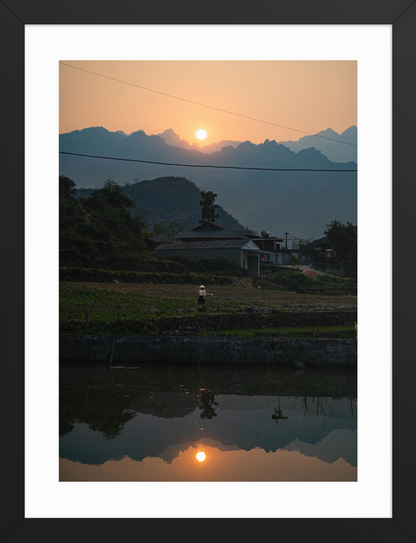 30x40 Black Serene_Reflection