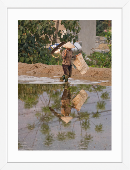 30x40 White Palm Reflection